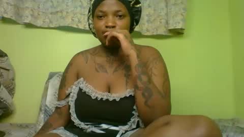 sly online show from November 25, 6:23 am