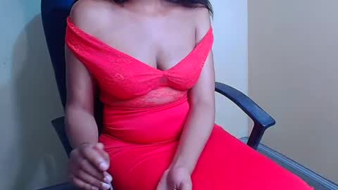 Lavinia online show from June 24, 11:39 am