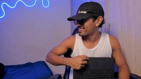 valeria online show from April 6, 1:14 am