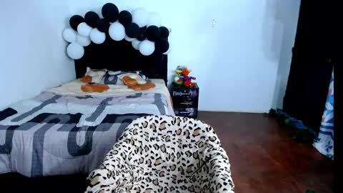 Snapshot of freddy_romans2 chatting on October 10, 4:29 am freddy romans online show from October 10, 4:29 am