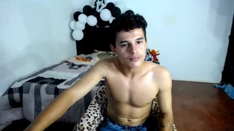 Snapshot of freddy_romans2 chatting on October 6, 2:07 am freddy romans online show from October 6, 2:07 am