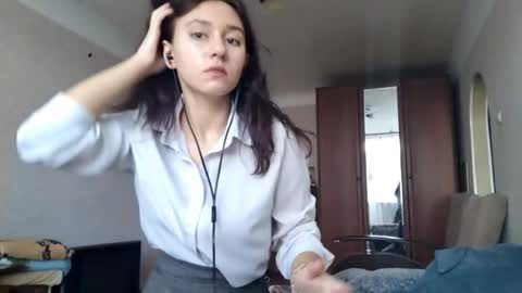 Snapshot of fredmurrietta chatting on October 13, 8:38 am Mia online show from October 13, 8:38 am
