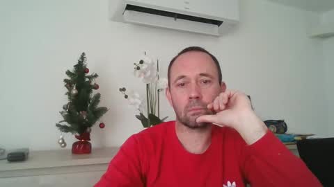 fredodu41 online show from December 15, 1:11 pm