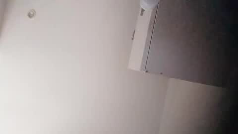 freeliv331874 online show from December 19, 12:00 pm