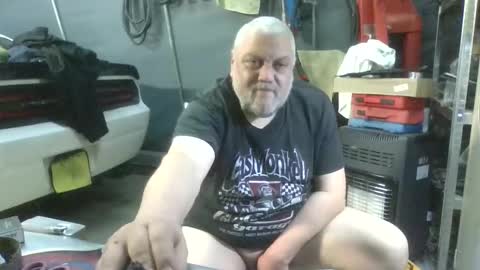frenchdaddy95 online show from April 4, 11:01 pm