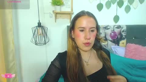  - My name is Sara online show from April 3, 3:41 pm