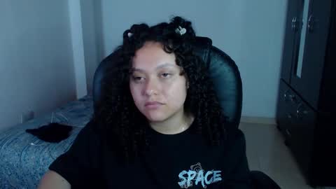 Louise  online show from December 29, 10:23 am