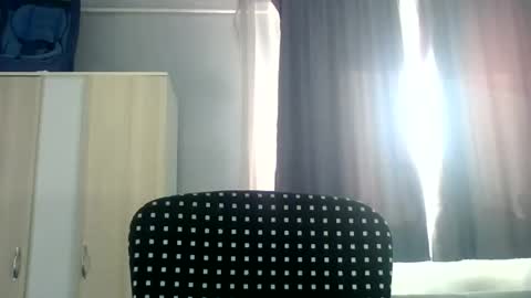 Freya online show from October 15, 8:04 am