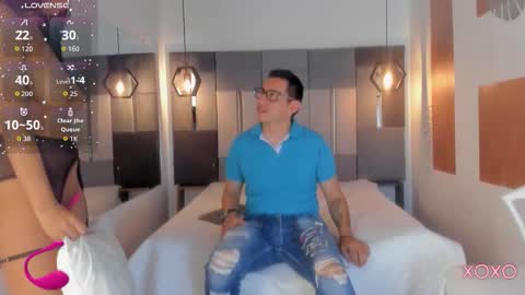  ALIS AND ALEX  online show from November 7, 9:28 pm