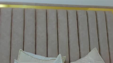 FREYA online show from December 1, 1:20 pm