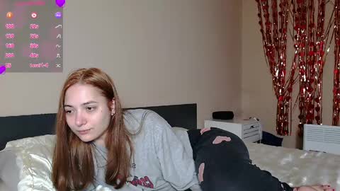 FreyaOliver online show from March 28, 9:38 pm