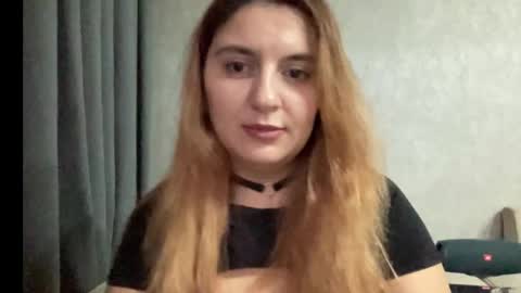 friday_nightt_ online show from October 5, 5:09 pm