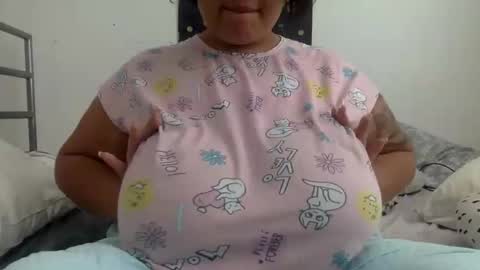 Friskybabexo  online show from April 24, 4:09 pm