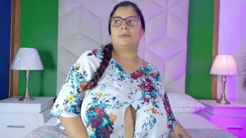 Lucy online show from April 27, 1:08 pm