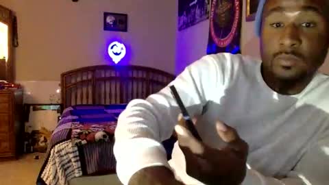 fromthabac online show from November 30, 11:45 pm