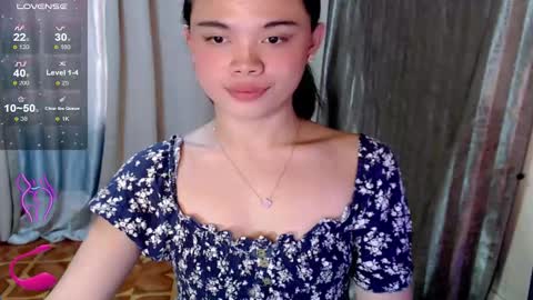 Snapshot of fuchsia_love chatting on October 15, 1:20 am HI IM RONA DONT FORGET GIVE ME THUMBS UP AND JOIN TO MY FANCLUB online show from October 15, 1:20 am