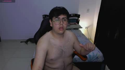 uwu online show from March 27, 4:18 am