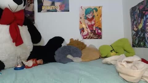 Mia and Gary  online show from December 20, 3:35 am