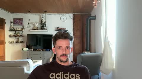 Snapshot of fudde chatting on September 12, 7:21 am fudde online show from September 12, 7:21 am