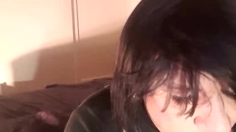 Snapshot of full4cefull chatting on October 2, 10:47 am Pizzaz online show from October 2, 10:47 am