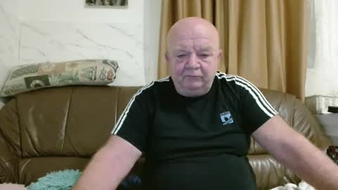 fullballs6 online show from February 13, 4:05 am