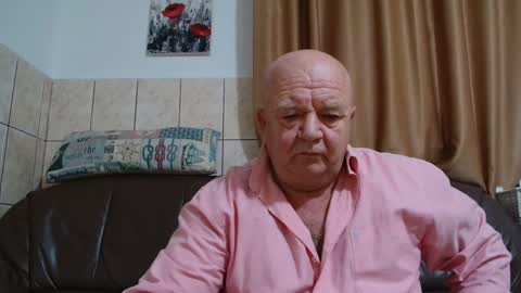 fullballs6 online show from December 3, 2:53 am