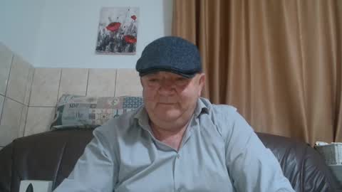 fullballs6 online show from December 23, 3:18 am