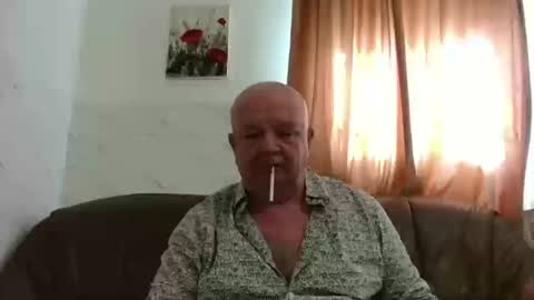 fullballs6 online show from March 13, 6:49 am