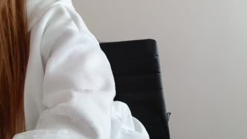 Emma online show from March 9, 11:15 am