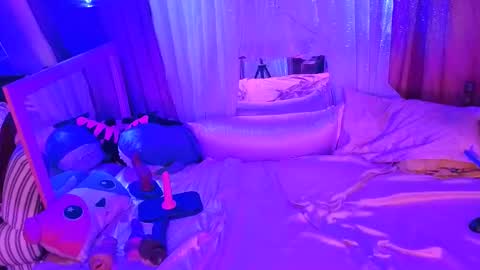 Valarie Iris Paige online show from March 22, 8:29 am