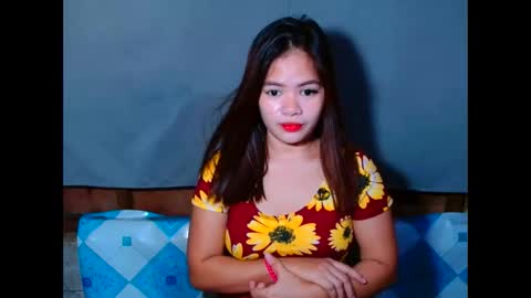 Snapshot of fure_asianpinay chatting on September 11, 2:35 am DANIELA online show from September 11, 2:35 am