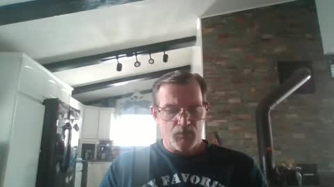 Snapshot of fxson8 chatting on March 2, 6:19 pm fxson8 online show from March 2, 6:19 pm