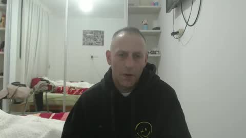 g103031910303 online show from February 18, 10:53 pm