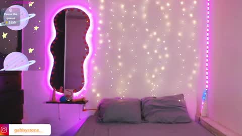 Gabby online show from March 31, 12:33 am