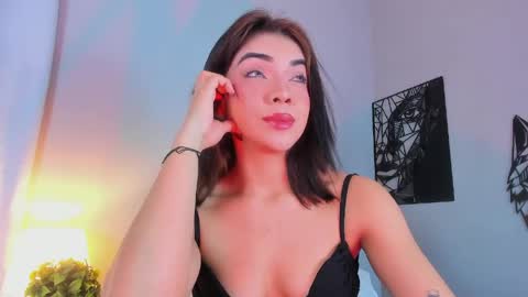 Gabriela Evans MS online show from May 17, 4:27 pm