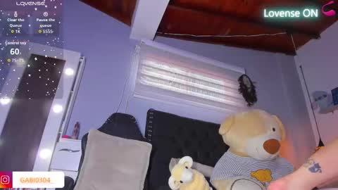 Snapshot of gabriiieela_ chatting on September 15, 7:37 pm Sara   online show from September 15, 7:37 pm