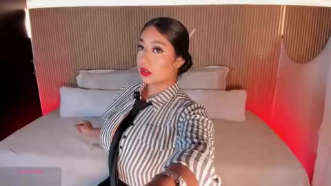 Snapshot of gaby_blaze chatting on October 15, 9:15 pm Gaby Blaze online show from October 15, 9:15 pm