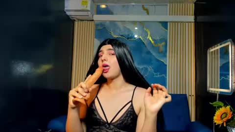GABY GIL online show from June 11, 1:20 pm