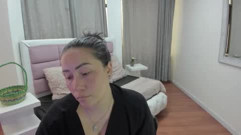 gabriela online show from May 16, 5:11 pm