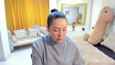 gabriela online show from November 7, 5:04 pm