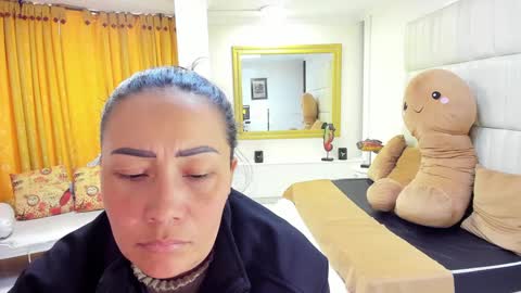 gabriela online show from September 18, 2:21 pm