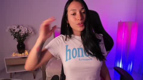 Gabriela online show from March 4, 8:05 pm