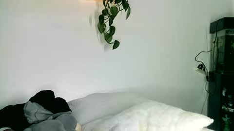 Gael Garca online show from February 12, 5:22 am