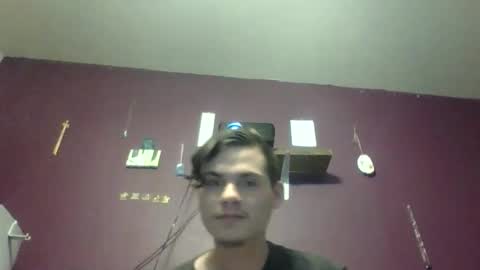 gainesjeremiah92 online show from April 21, 4:52 am