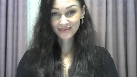 Snapshot of galaxy_33 chatting on October 7, 9:33 pm galaxy_33 online show from October 7, 9:33 pm