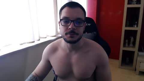 GangstaLover online show from April 11, 6:51 am