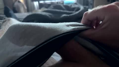 garyoleguner online show from April 13, 6:06 am