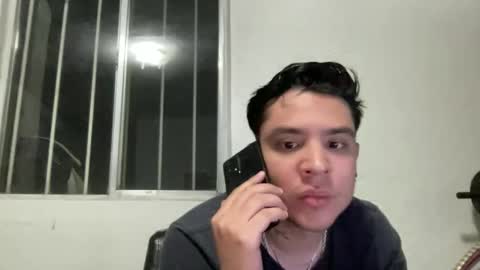 garypinepineapple online show from April 29, 3:44 am