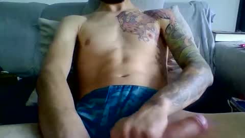 garyreal1990 online show from March 13, 3:04 pm