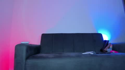  Usagi  online show from November 10, 10:12 pm